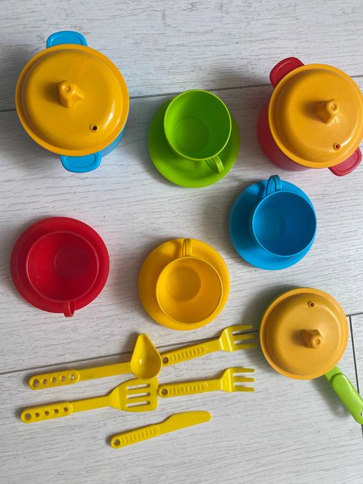 Посудка іграшкова