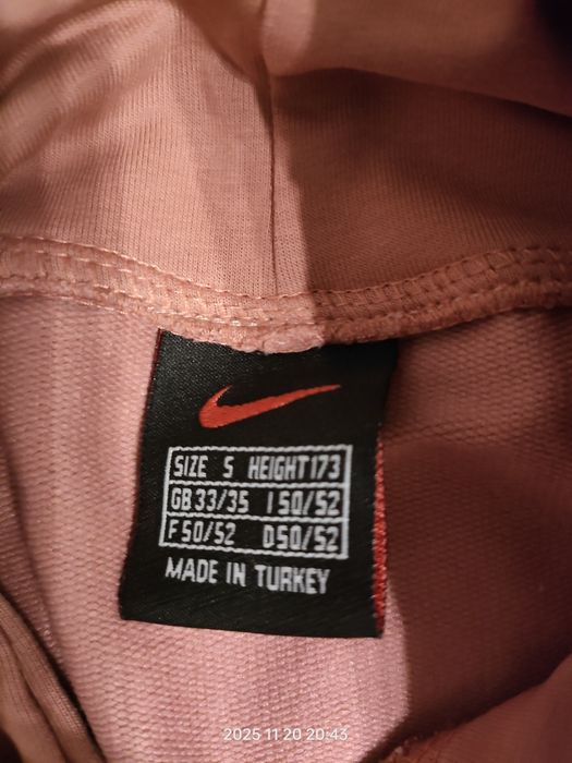 Dres Nike pudrowy róż rozmiar S