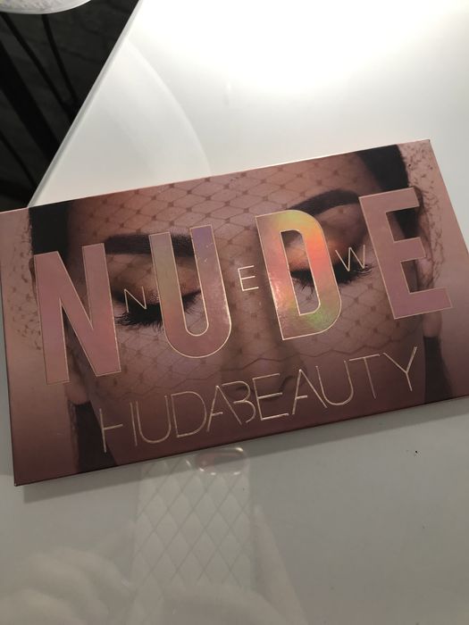 Палетка тіней Нuda beauty the new nude eyeshadow palette