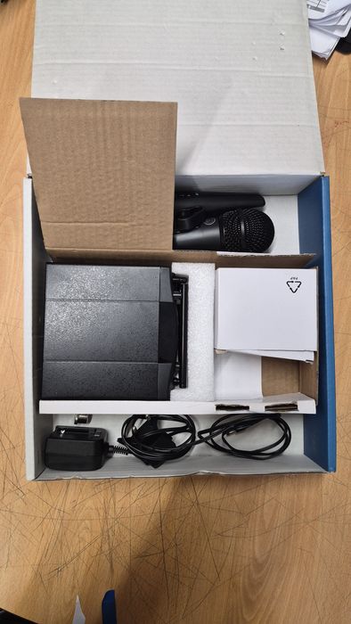 AKG WMS40 Mini Dual Vocal Set – Sistema de Microfones Sem Fios