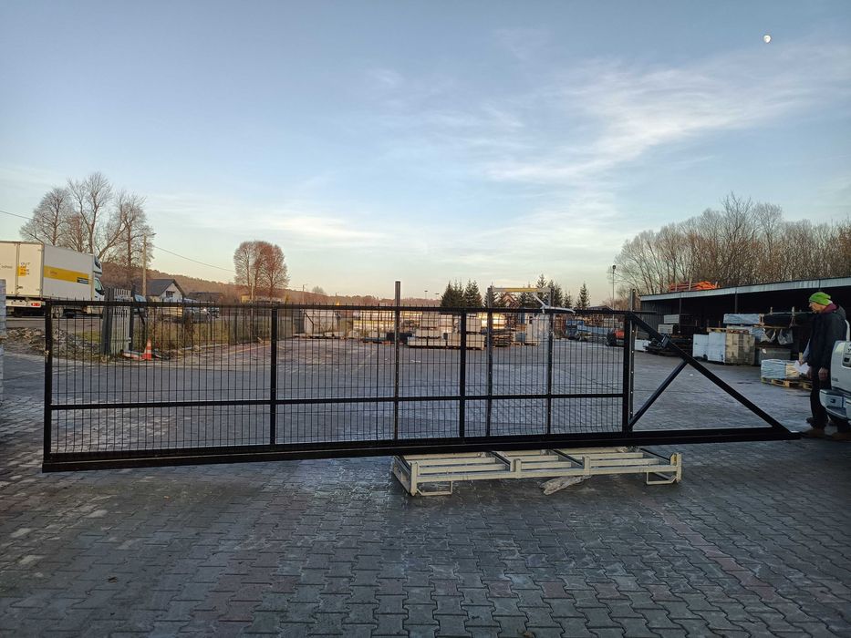 Kompletne ogrodzenie panelowe 203cm fi5 - 97zł/mb