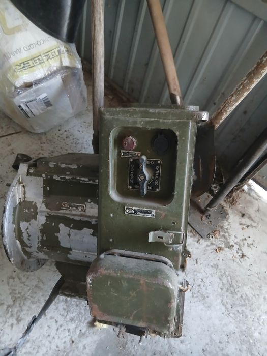 Генератор без двигателя трехфазний габ 2 т/230 на запчасти, мотоблок