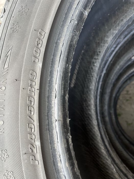 Зимня гума 245/55 р19