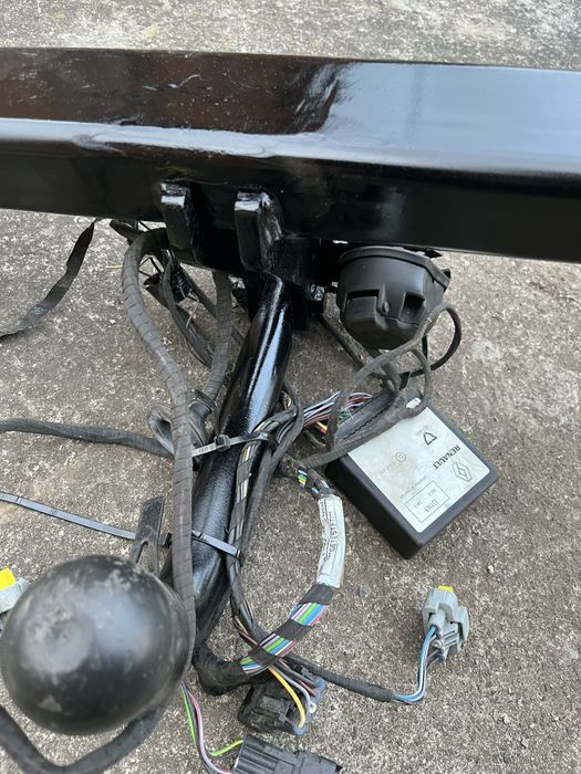 Продам фаркоп до автомобіля Рено Меган 3.Оригінал.Привезений з Німеччи