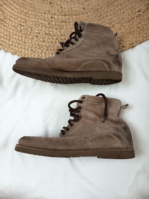Botas Castanhas com Pêlo
