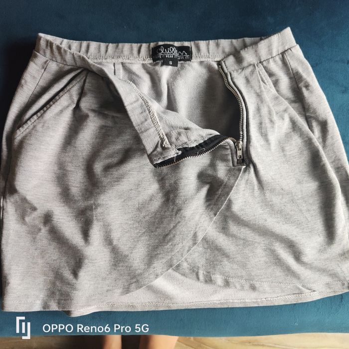 Spódnica krótka  M