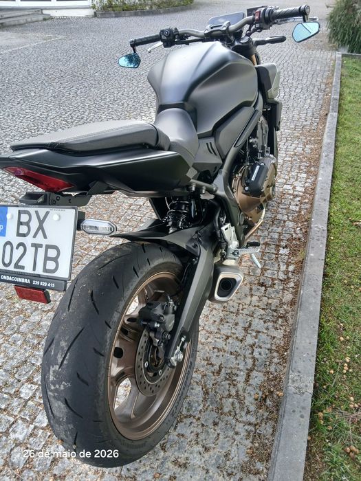 Honda CB650R e-clutch
