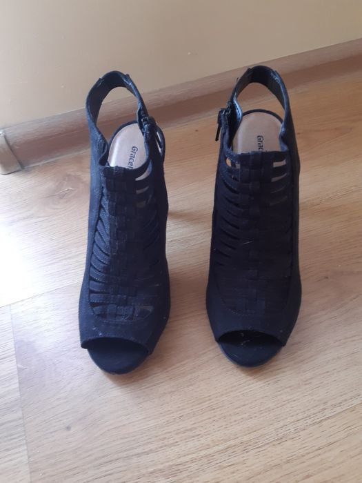 Szpilki 38 Graceland