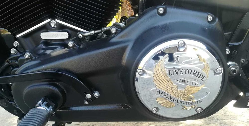 HARLEY-DAVIDSON Street Bob 2017 - MILWAUKEE-EIGHT 107 +3.000€ em extras.