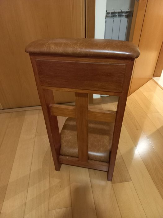 Reclinatório em madeira