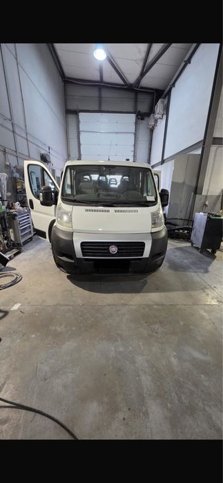 - 7 Lugares + caixa -  Fiat Ducato Maxi 3.0 d  180 multijet