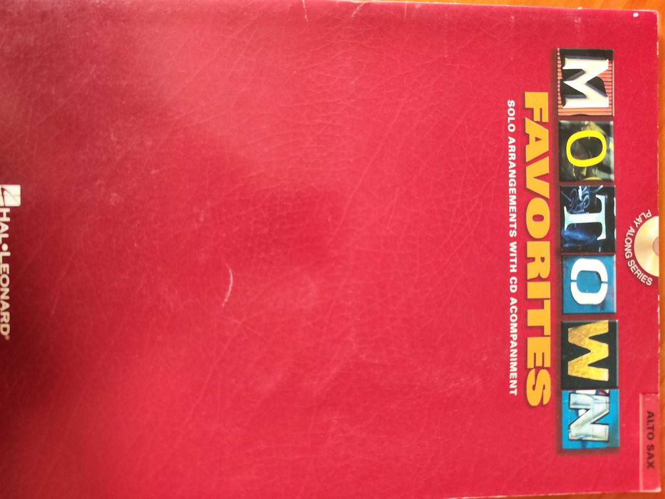 Vários Livros com músicas para saxofone