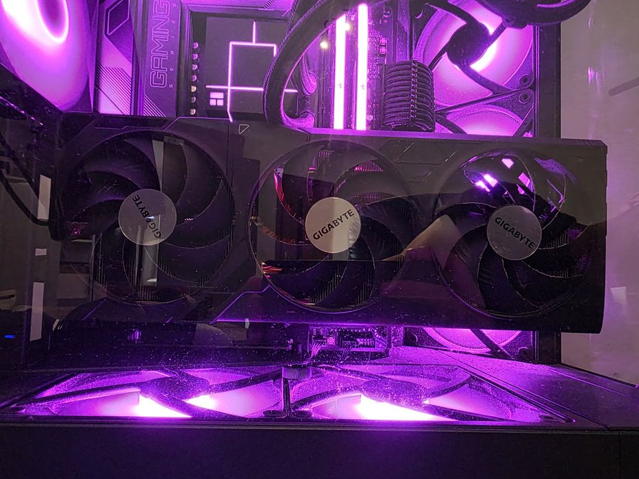 Gigabyte GeForce RTX 4070 TI SUPER