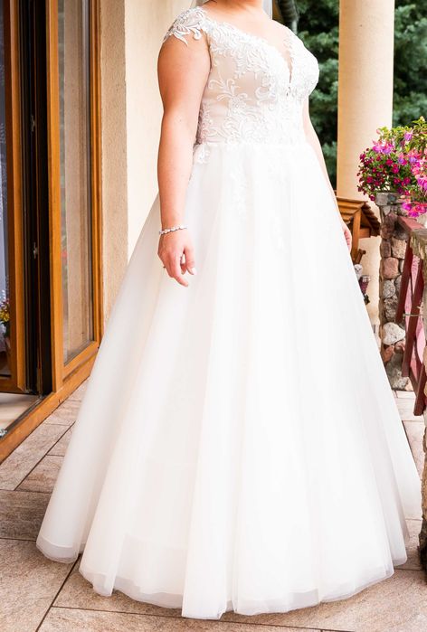 Cudowna Suknia Ślubna