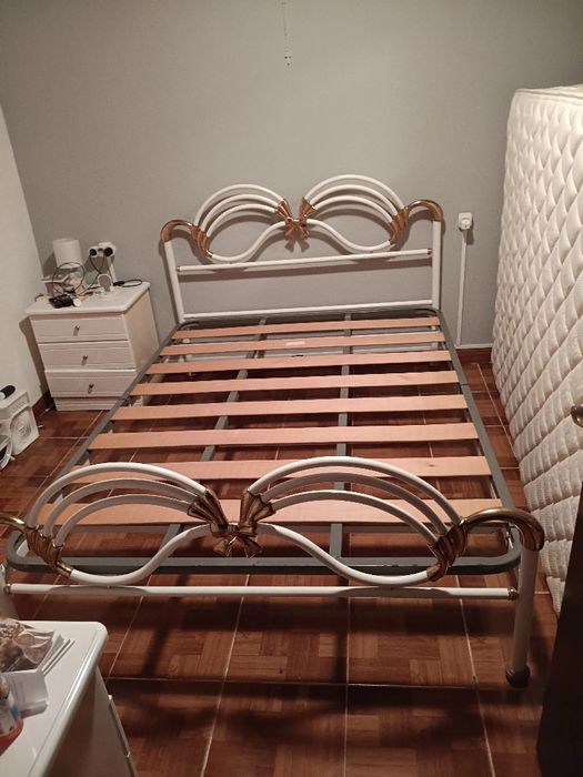 Cama de casal 135x190 entrega e montagem incluida