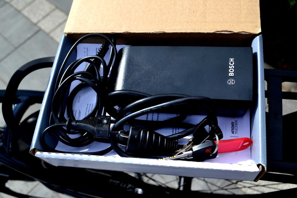 Rower elektryczny GHOST E-SQUARE TREKKING UNIVERSAL,609km,Idealny