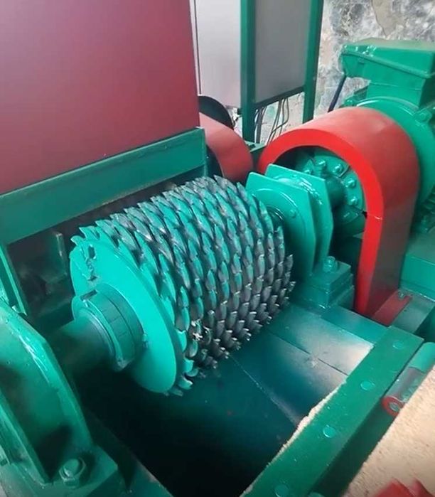 Лінії брикетування гранулювання тирси, соняшника, соломи торфу та ін