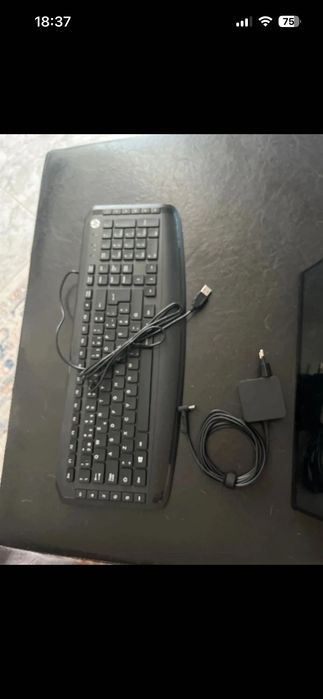 Portátil ASUS Vivobook Go 14 Flip 360° - Bom Estado