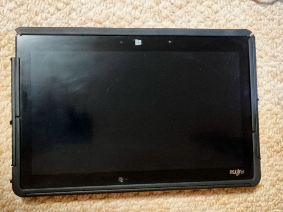 Fujitsu Stylistic Q665  8/128