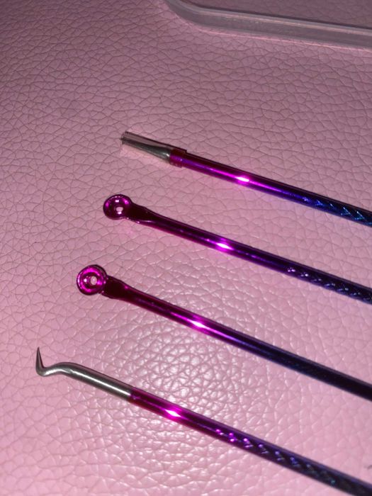 Набор 4 в 1 для чистки лица и удаления черных точек, прыщей и акне