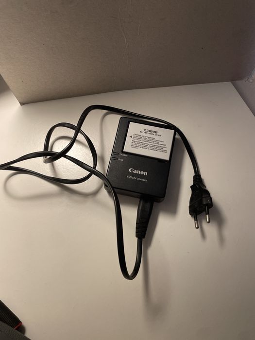 Câmera Canon EOS 700D