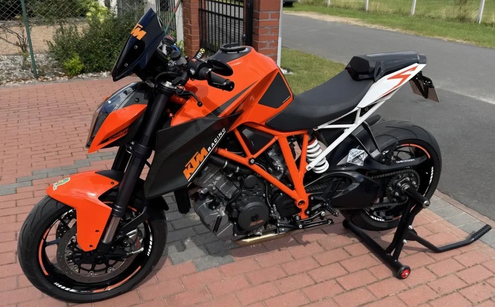 KTM