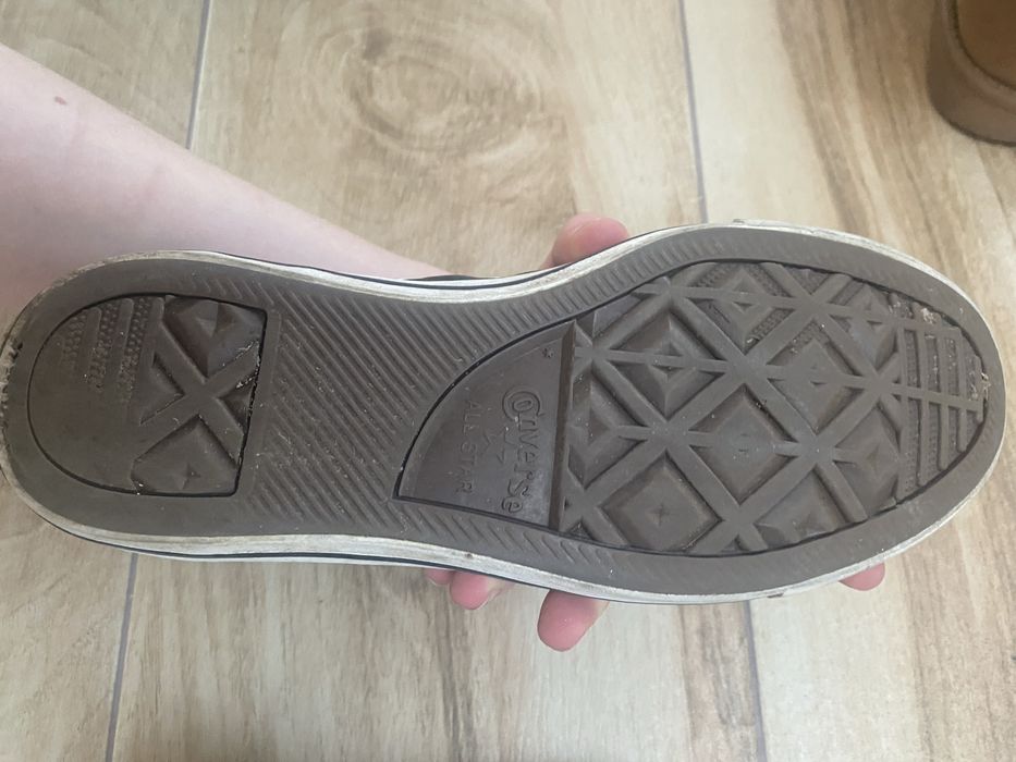 buty skorzane converse
