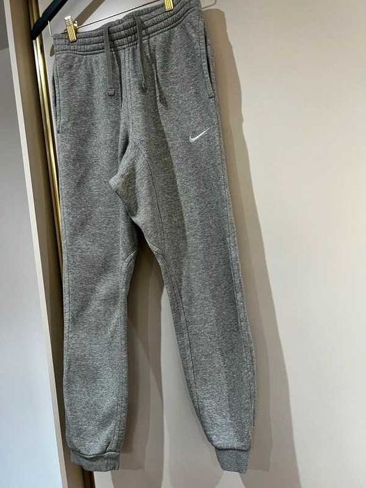 Dresy spodnie dresowe szare damskie z wysokim stanem Nike high waisted