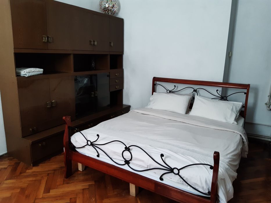 Подобово .на  пару  годин .центр  вокзал