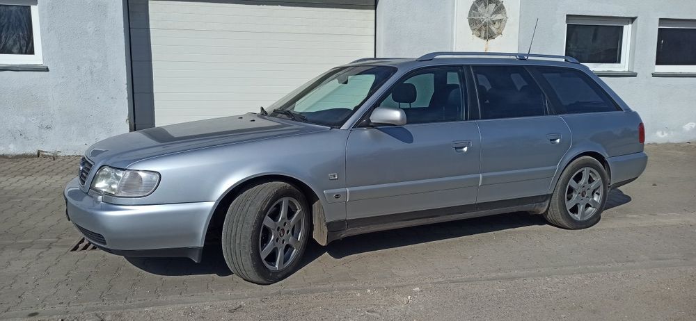 Audi A6 C4 2.6 moc 150KM
