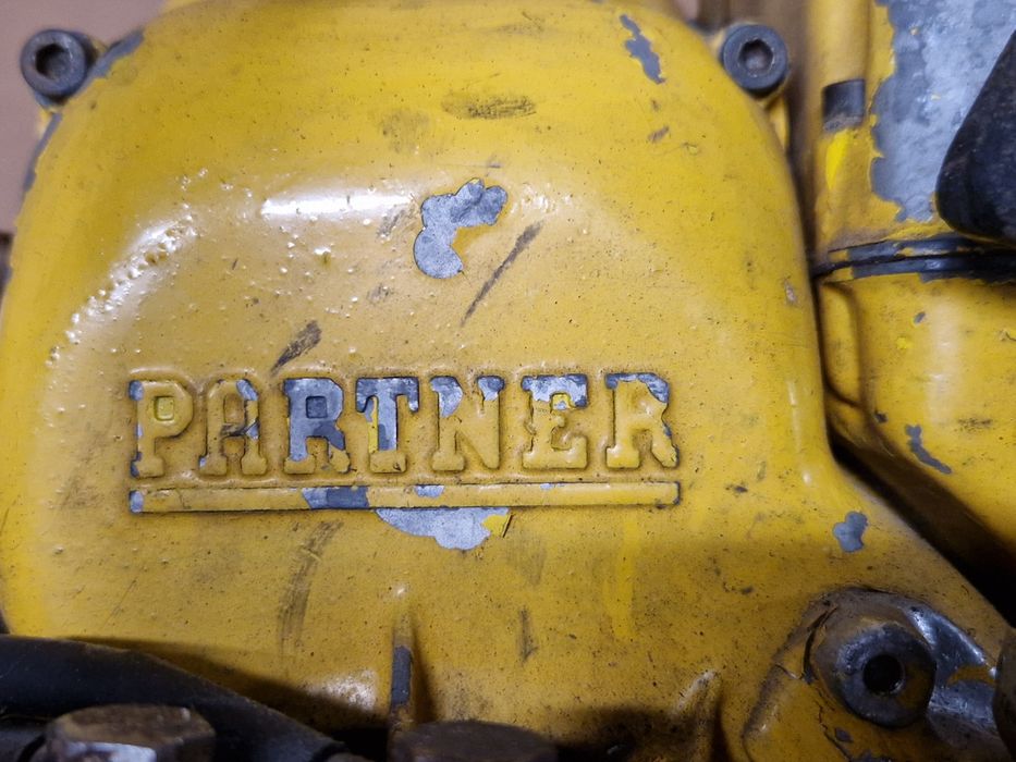 Piła spalinowa PARTNER R 11, stara , zabytkowa Warszawa Rembertów • OLX.pl