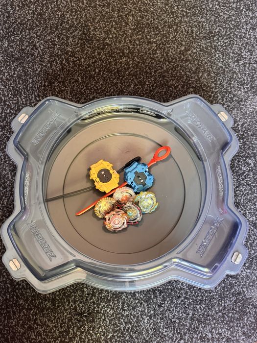 Beyblade Burst Conjunto Oficial da Hasbro