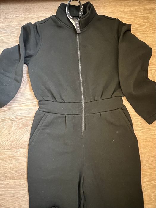 Жіночий флісовий комбінезон