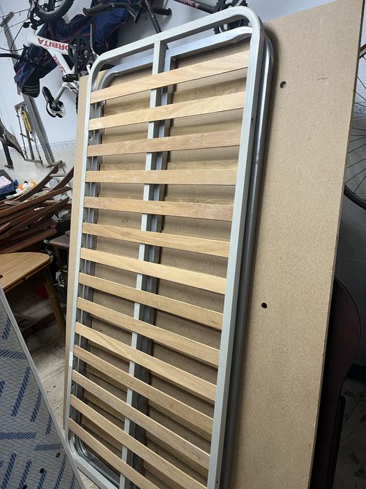 Estrado cama solteiro