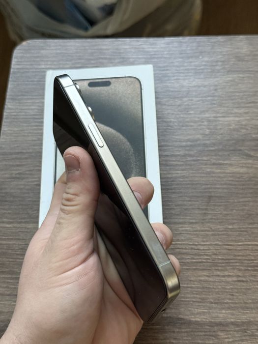 В продаже 15 pro max 256