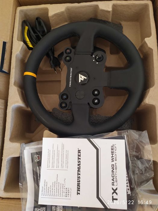 Кермо Thrustmaster TX RW Leather Edition