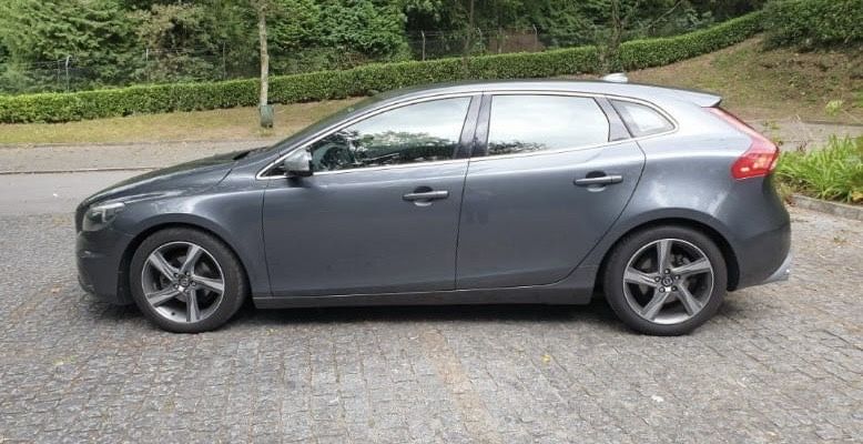 Volvo V40 R-Design — photo 3