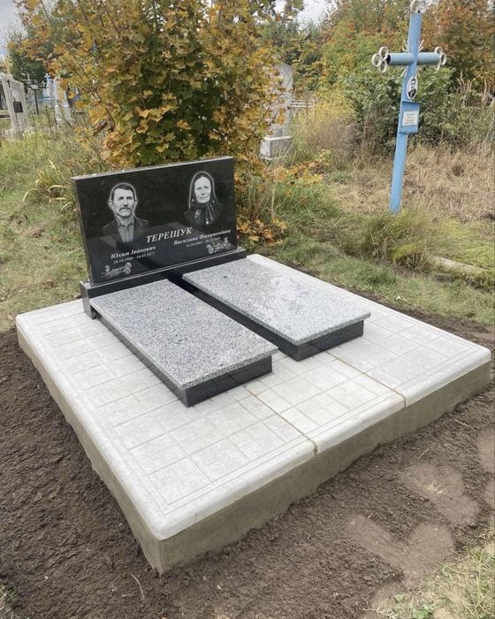 Бюджетні памʼятники з НАТУРАЛЬНОГО КАМЕНЮ | Одинарні | Подвійні
