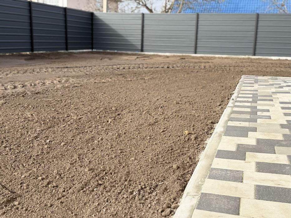 Новий будинок, щойно збудований єОселя. ГАЗ