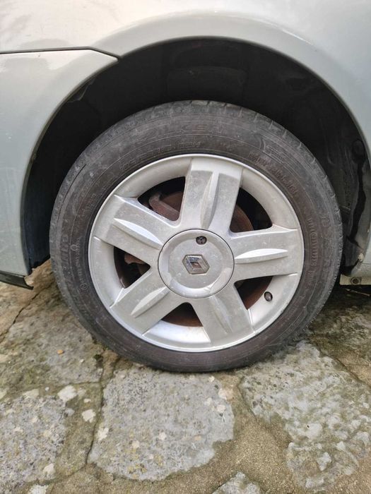 Renault Clio 2 1.2 16v