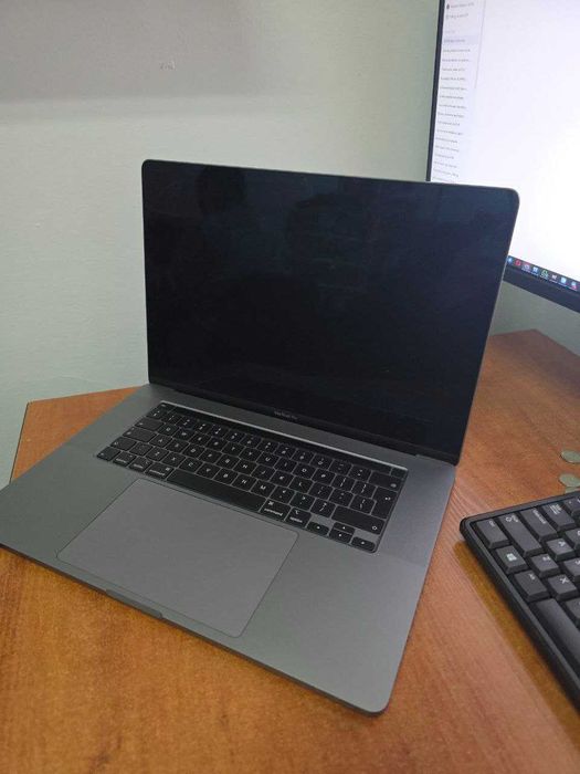 Apple MacBook A2141 PRO 16" na części