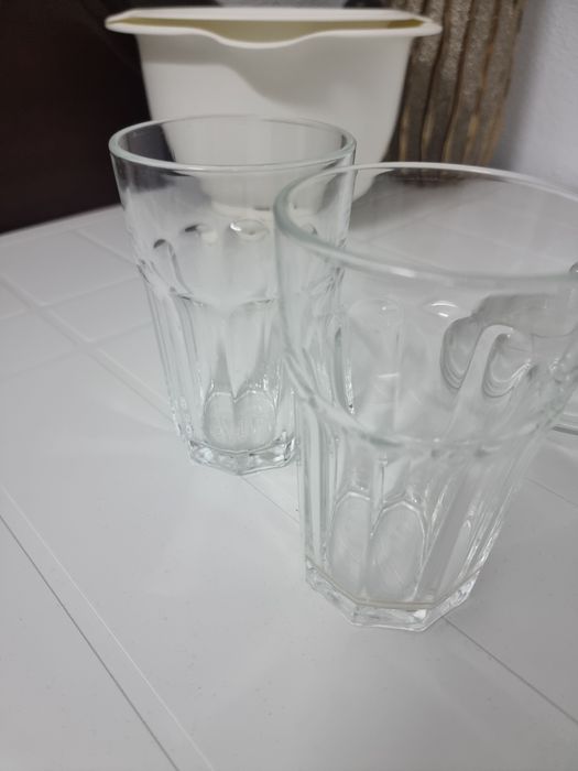 2 copos de vidro do ikea