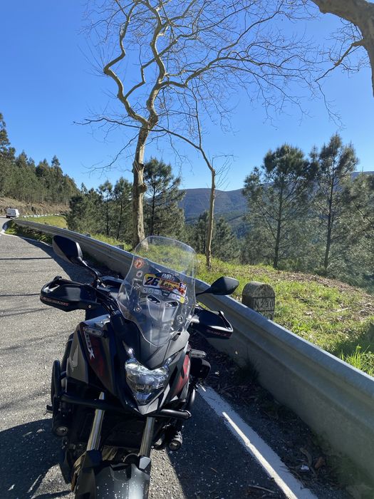 Honda CB 500 X.