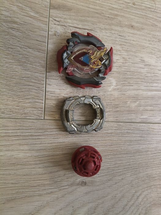 Beyblade Burst Z Achilles B-105