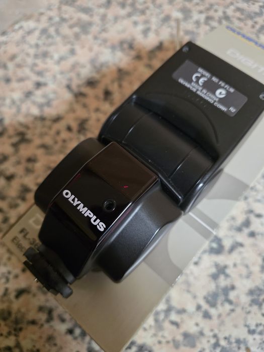 Flash Olympus FL-36