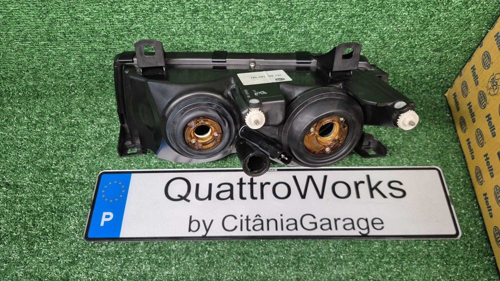 Otica Farol Direito BMW Serie 3 Compact E36 1994 a 2000 Ref. 1AJ007.143101 NOVO HELLA ORIGINAL