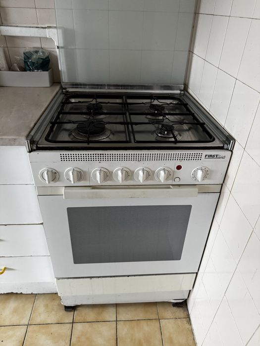 Fogão + forno eletrico