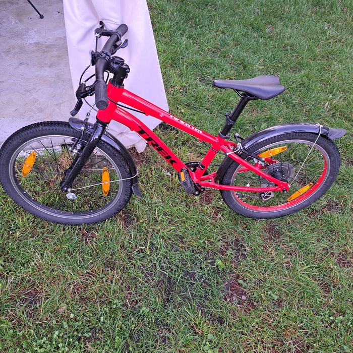 Trek Wahoot 20' rower