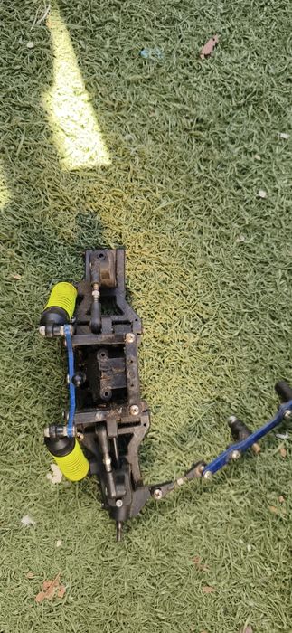 RC nitro Kyosho inferno e Subaru Impreza