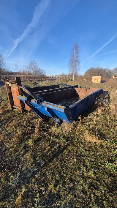 Kontener kontenery duży hak hakowiec